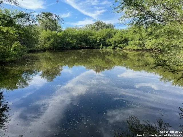 Pleasanton, TX 78064,100926 Ih 37