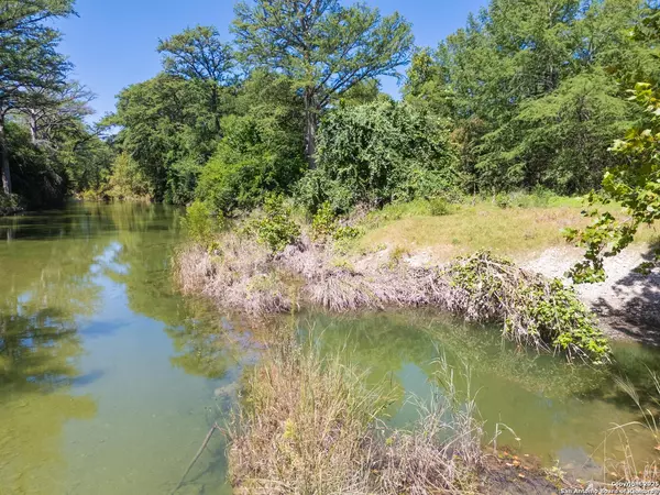 Bandera, TX 78003,374 Phyllis