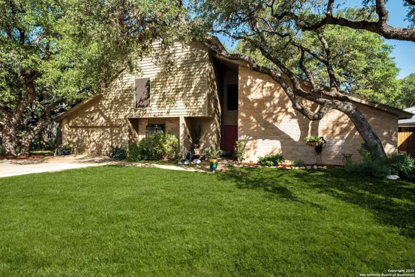 San Antonio, TX 78247,3303 Trailway Park St