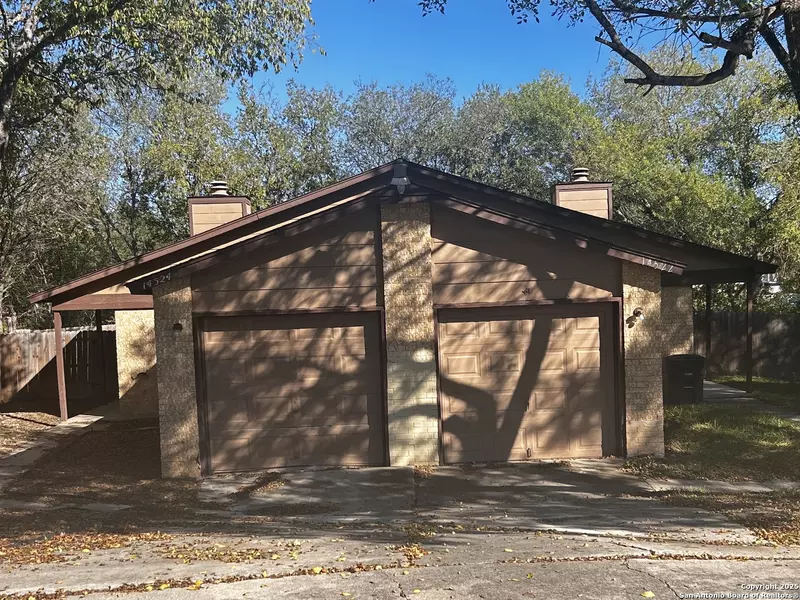 14524 Waddesdon Bluff, San Antonio, TX 78233