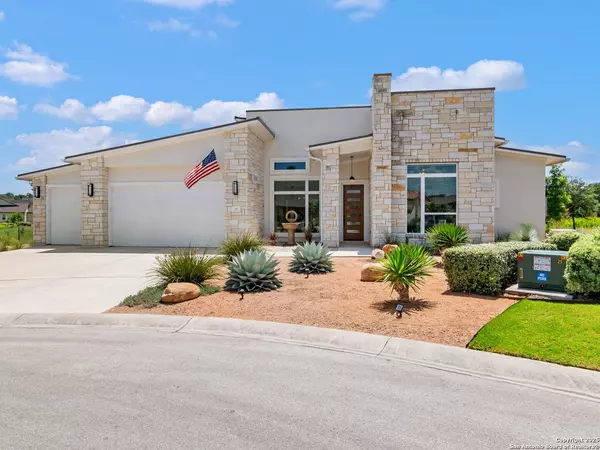 117 Balancing Laurel Dr., San Marcos, TX 78666