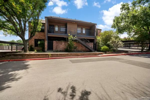 4803 Hamilton Wolfe UNIT 502, San Antonio, TX 78229