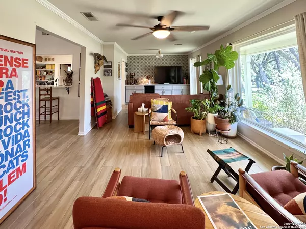 San Antonio, TX 78213,903 Mount Perkins