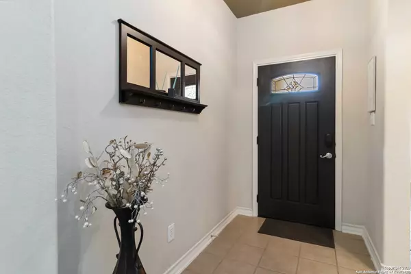 Helotes, TX 78023,9806 Cochem Path