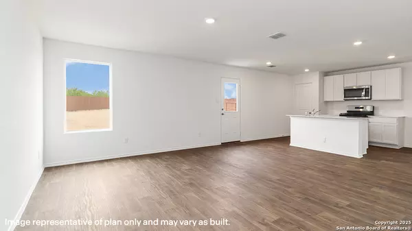 San Antonio, TX 78252,5902 Cosmic Crisp