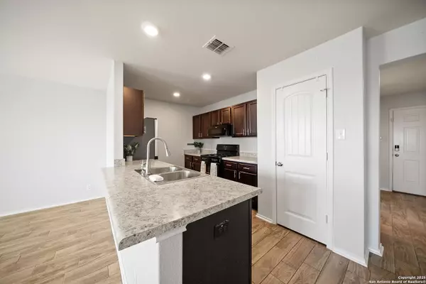 San Antonio, TX 78252,6436 Legato Curve