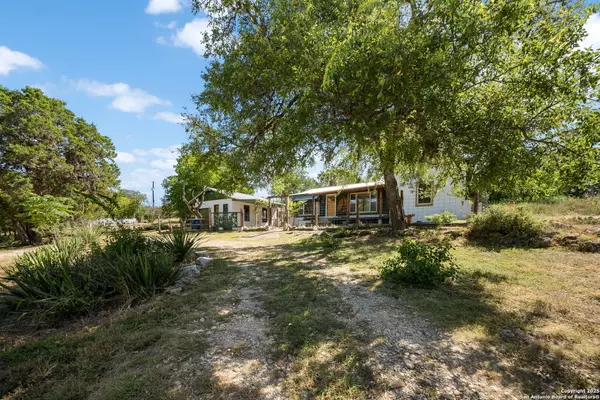 Bandera, TX 78003,342 Cherokee Dr