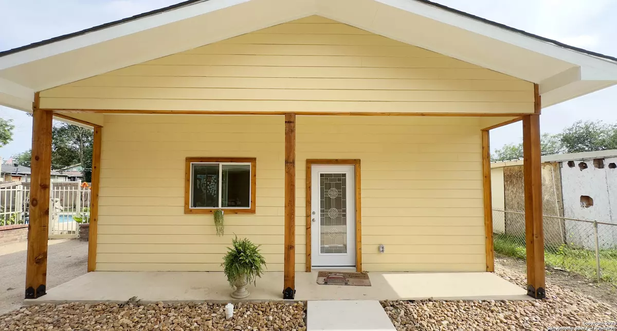 San Antonio, TX 78221-3409,710 BAETZ BLVD UNIT 2