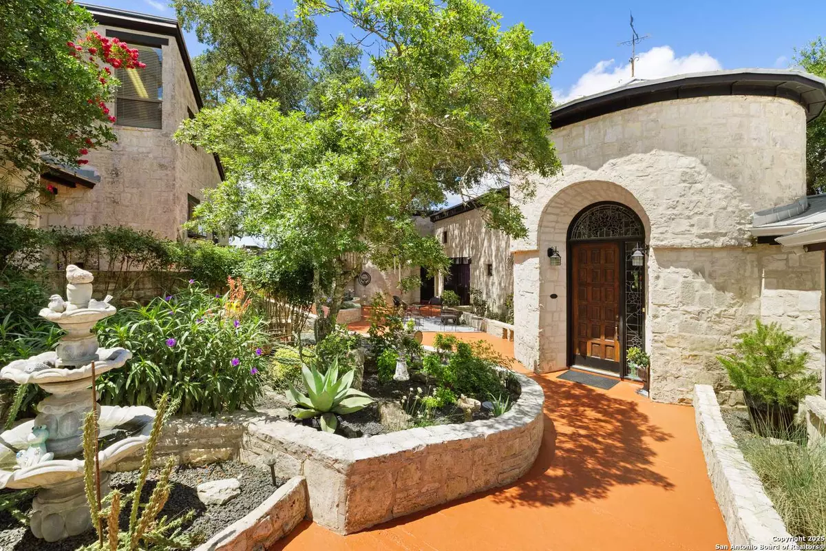 Kerrville, TX 78028,22 Indian Creek Loop