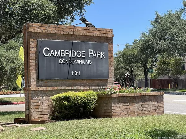 11311 Sir Winston UNIT 604, San Antonio, TX 78216