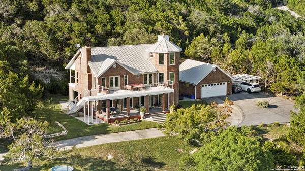 403 Sparkling Springs Dr., Boerne, TX 78006