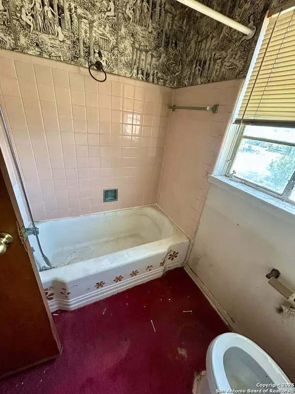 San Antonio, TX 78209,630 Sumner