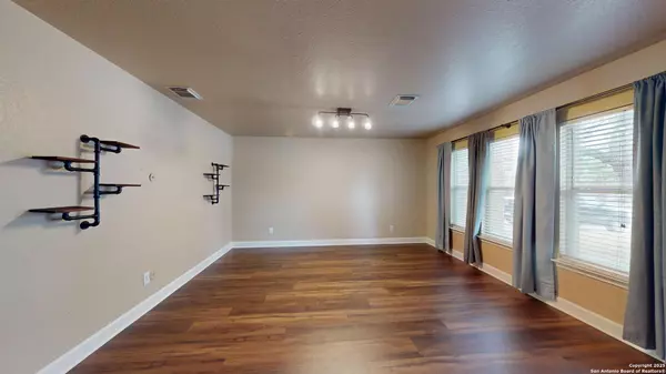San Antonio, TX 78253,406 Bluegrass Creek