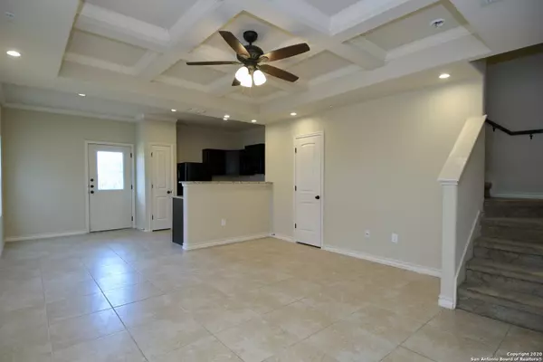 San Antonio, TX 78233-5656,6627 ARANCIONE AVE UNIT 105