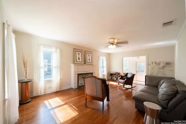 Alamo Heights, TX 78209,128 Elmview Pl