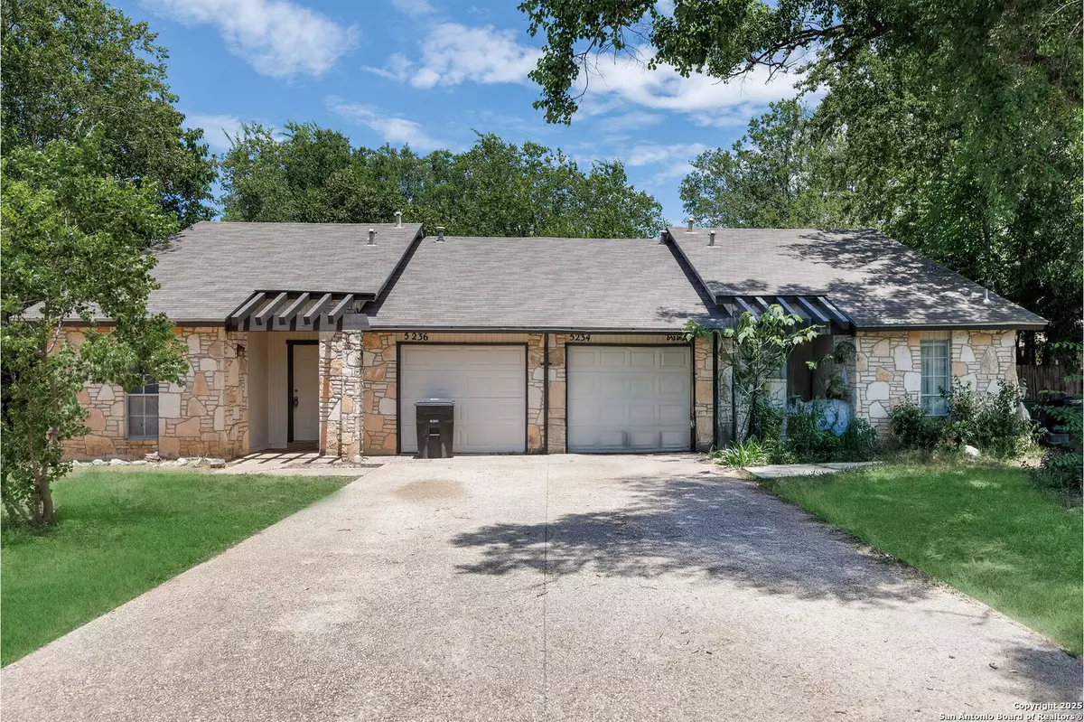San Antonio, TX 78250,5234 Meadow Rise