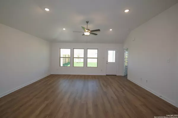 San Antonio, TX 78252,8829 Campacuas Trail