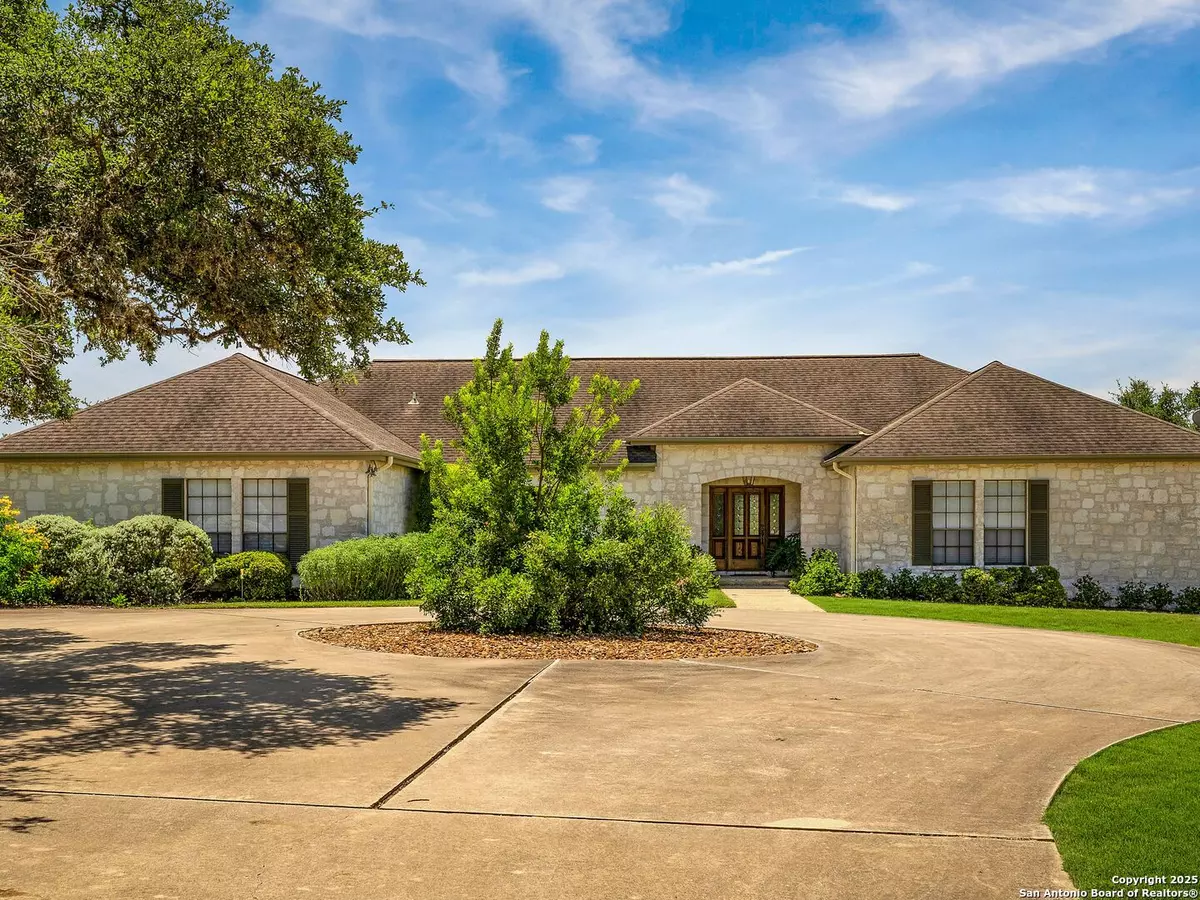Fair Oaks Ranch, TX 78015,7816 Rocking Horse Ln