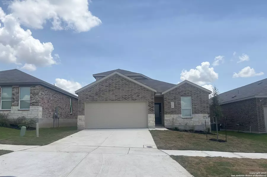5128 McKittrick, Marion, TX 78124
