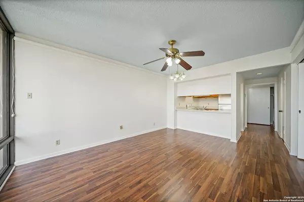 San Antonio, TX 78229,7701 Wurzbach UNIT 1007