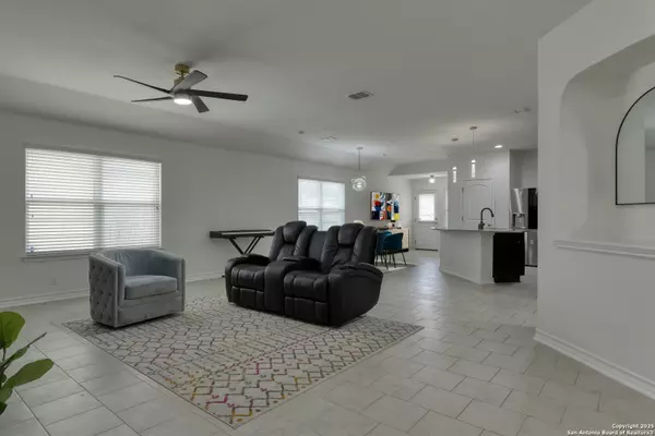 San Antonio, TX 78254,8732 Ironwood