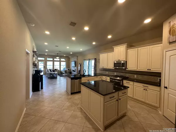 San Antonio, TX 78254,8427 Lajitas Bend