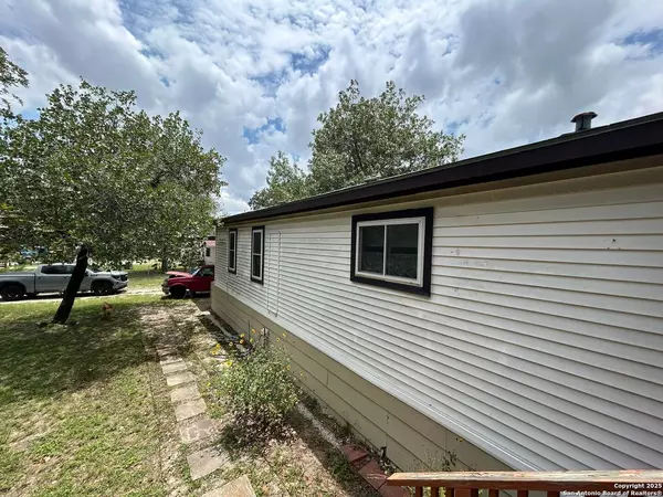 San Antonio, TX 78264,2210 Sandy Bnd