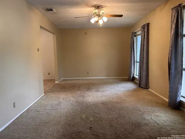 Universal City, TX 78148-4023,1283 Cibolo Trail