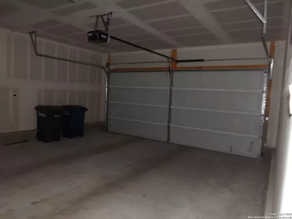 San Antonio, TX 78223,7319 Nicholas Bluff