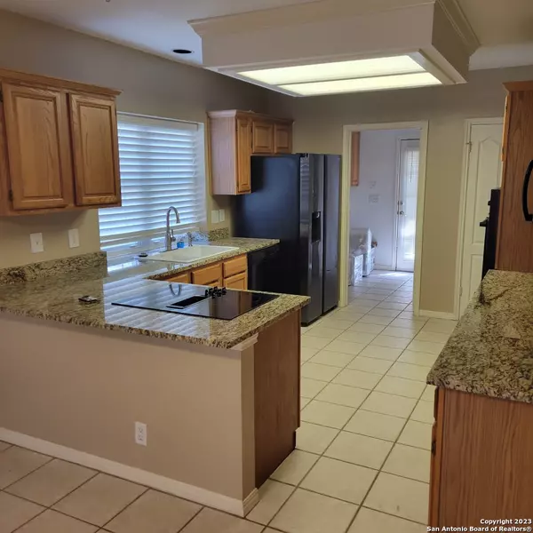 San Antonio, TX 78230-5815,13838 SHAVANO DOWNS