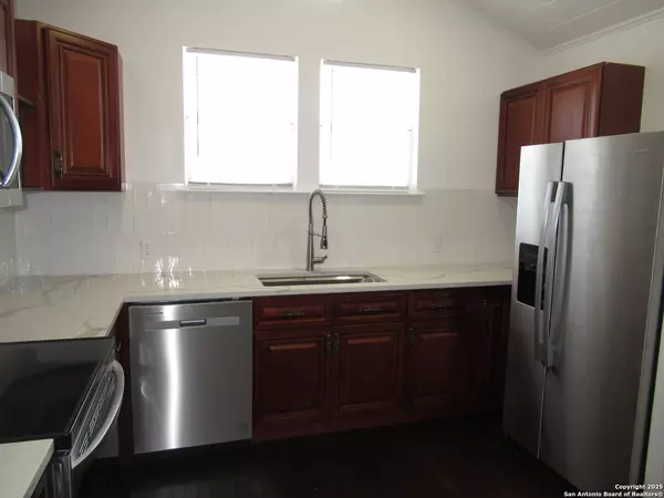 San Antonio, TX 78202,1703 Hays