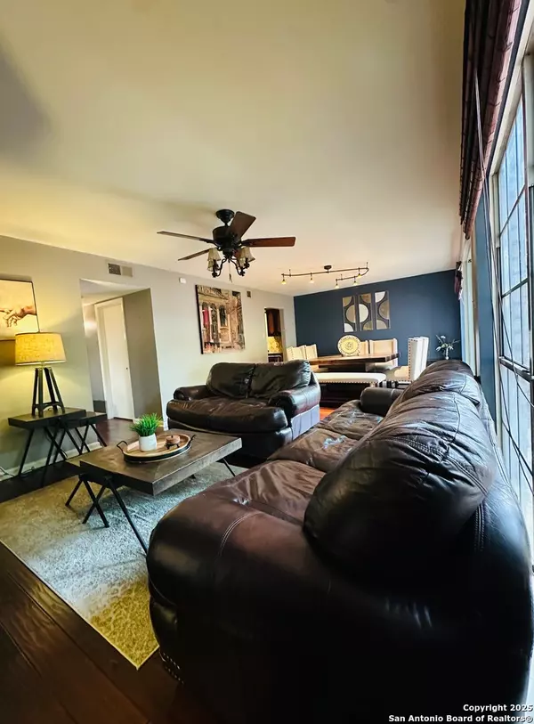 San Antonio, TX 78212,1045 Shook UNIT 106