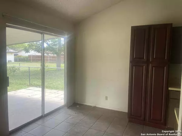 San Antonio, TX 78223-4218,5638 Green Manor St