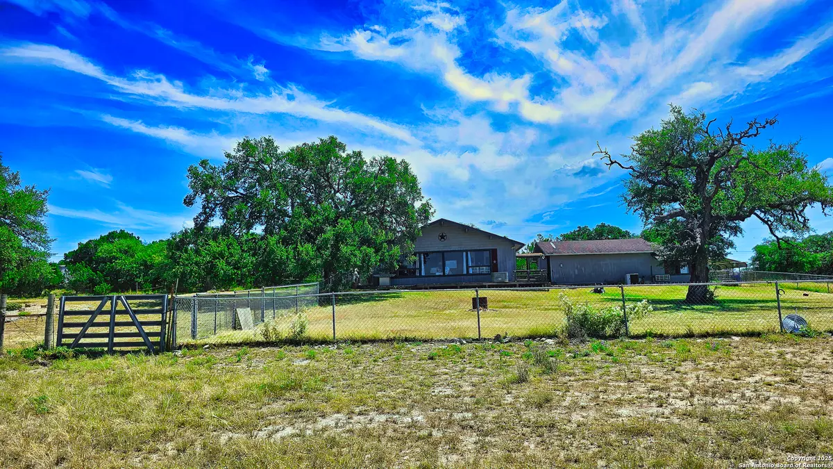 Bandera, TX 78003,954 Big Meadows