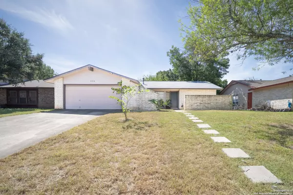 8214 Devlin Pt, San Antonio, TX 78240