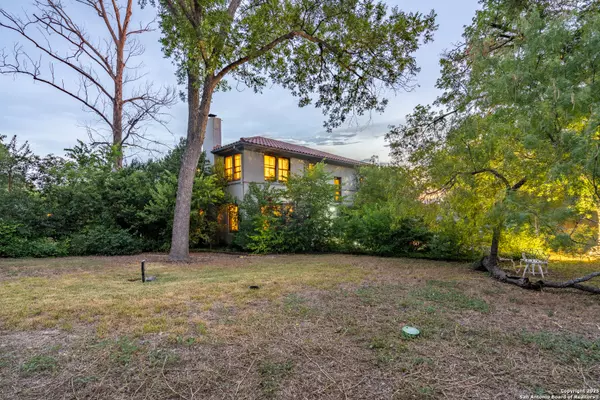 Terrell Hills, TX 78209,208 terrell