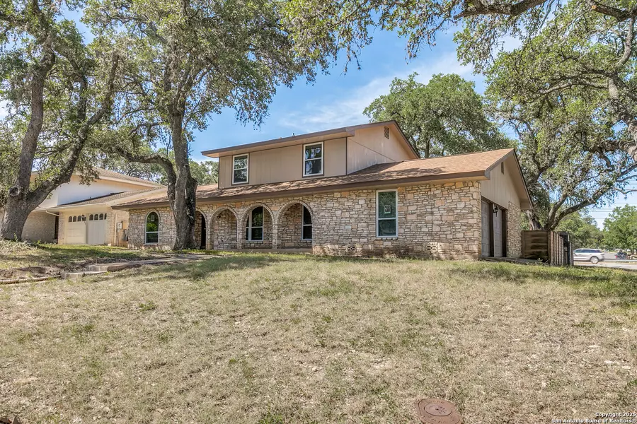 10215 Charter Ridge, San Antonio, TX 78230