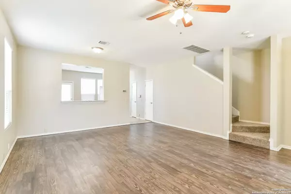 San Antonio, TX 78218,6007 Midcrown