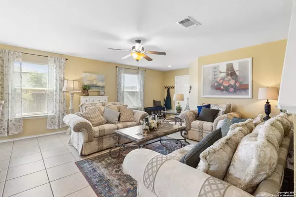 San Antonio, TX 78221,9642 Pleasanton Cove