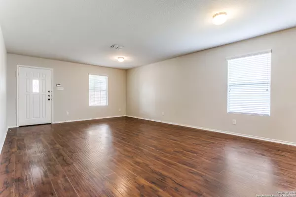 Selma, TX 78154,16210 Rosebud Vista
