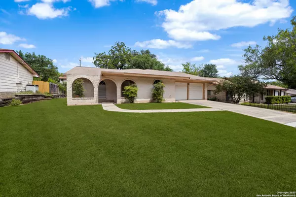 San Antonio, TX 78230,3627 mapleton