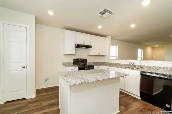 Seguin, TX 78155,4130 Lily Glade