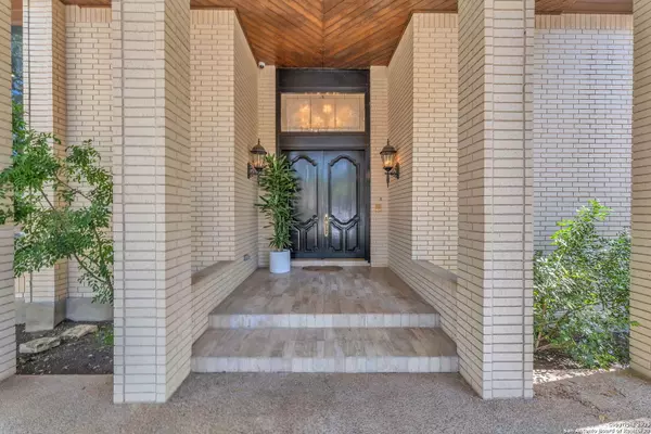 San Antonio, TX 78230,12514 Elm Manor
