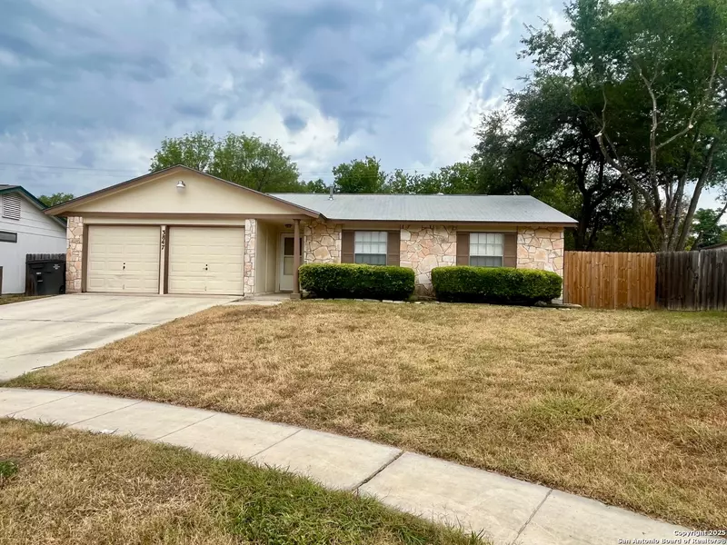 3847 Pipers Meadow St, San Antonio, TX 78251