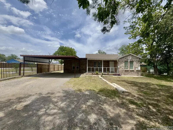 San Antonio, TX 78224,871 Gillette