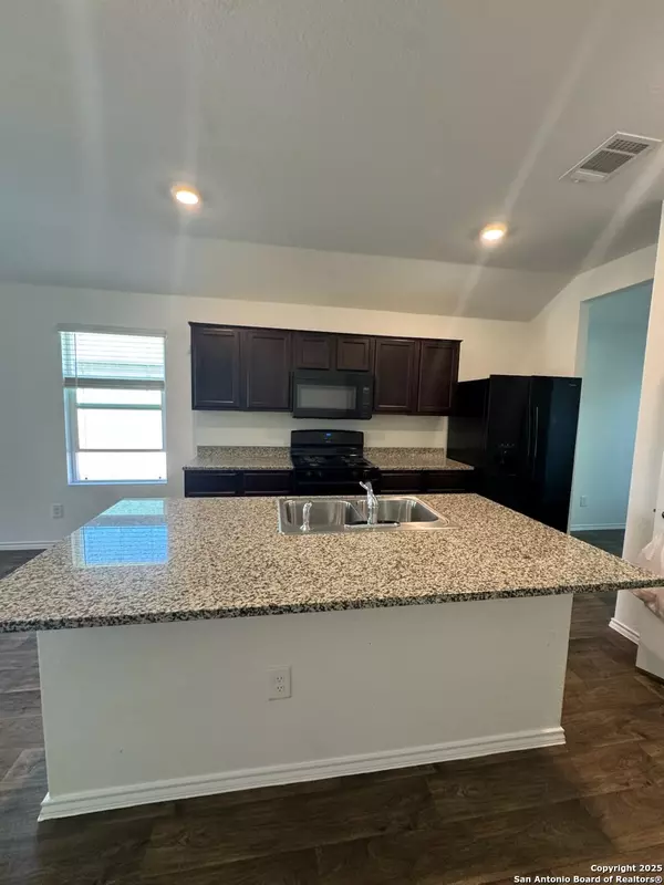 San Marcos, TX 78666,908 Adler Way