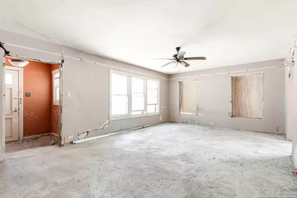 San Antonio, TX 78201,1409 Kentucky