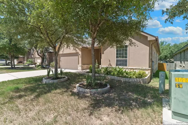 Boerne, TX 78015-6596,26923 CAMELLIA TRCE