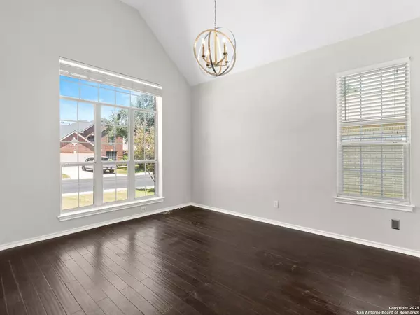 San Antonio, TX 78247,3022 Fall Way Dr