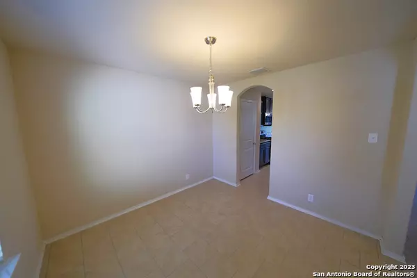 Selma, TX 78154,12316 Erstein